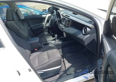 2018 Toyota Rav4 Xle из США, поврежденный, VIN JTMRFREV9JD253813